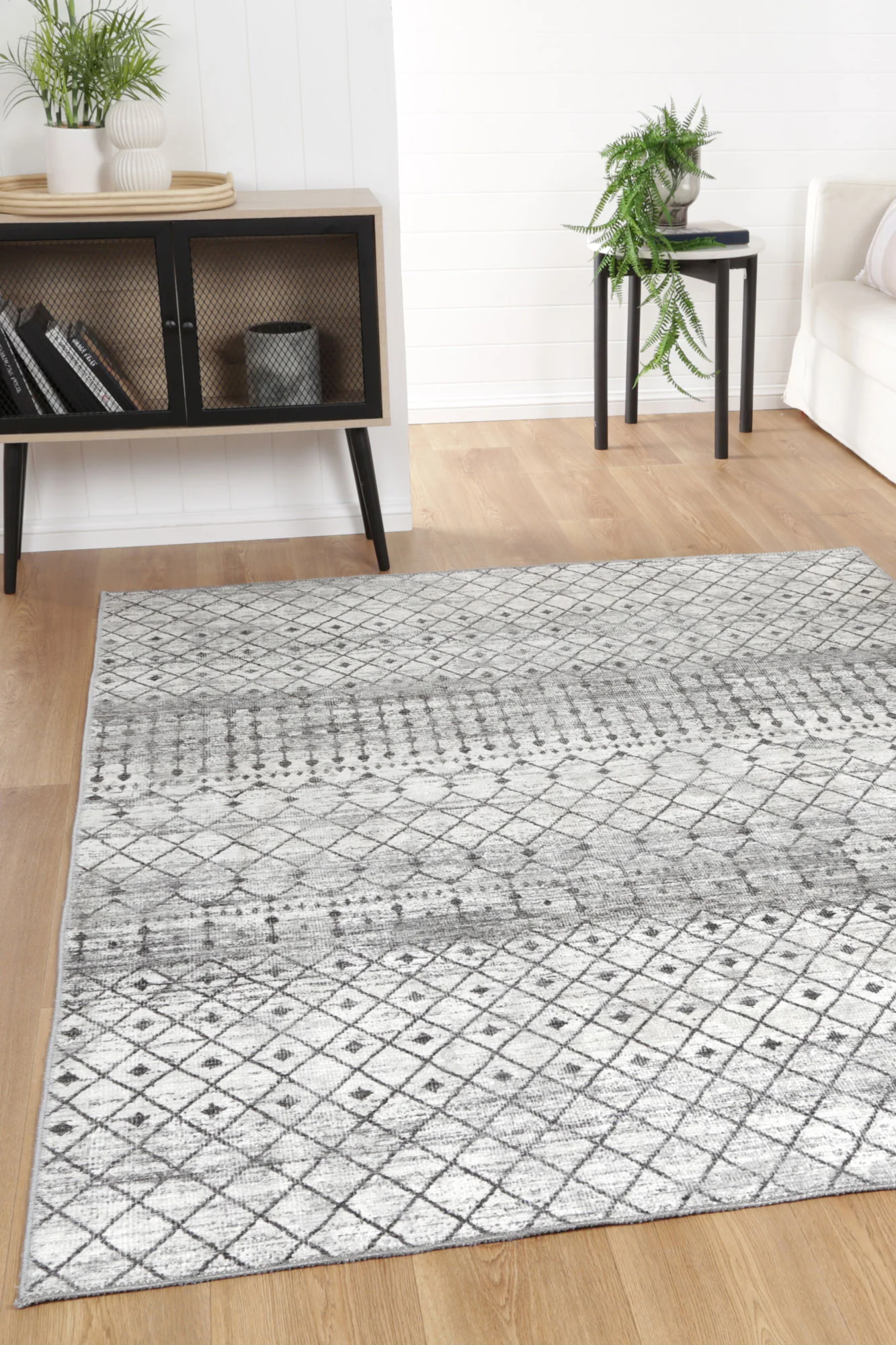 Andre Geometric Grey Machine Washable Rug - Image 2