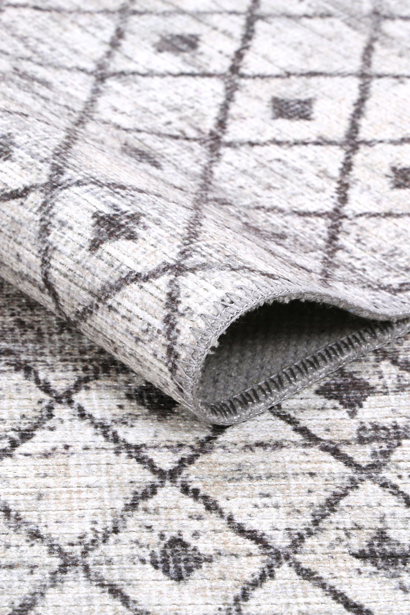 Andre Geometric Grey Machine Washable Rug - Image 3
