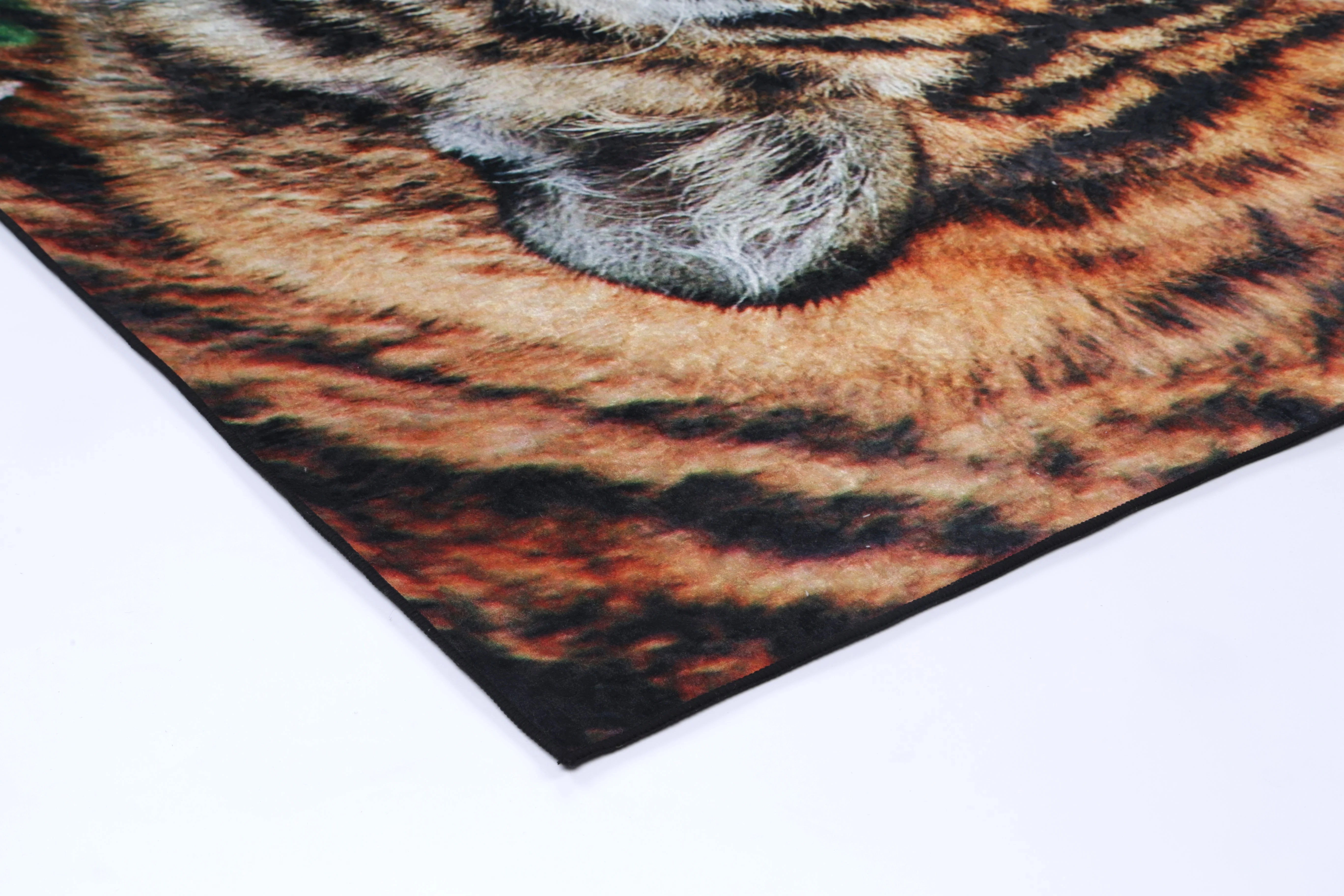 Angelic Tiger Non-Slip Rug - Image 3
