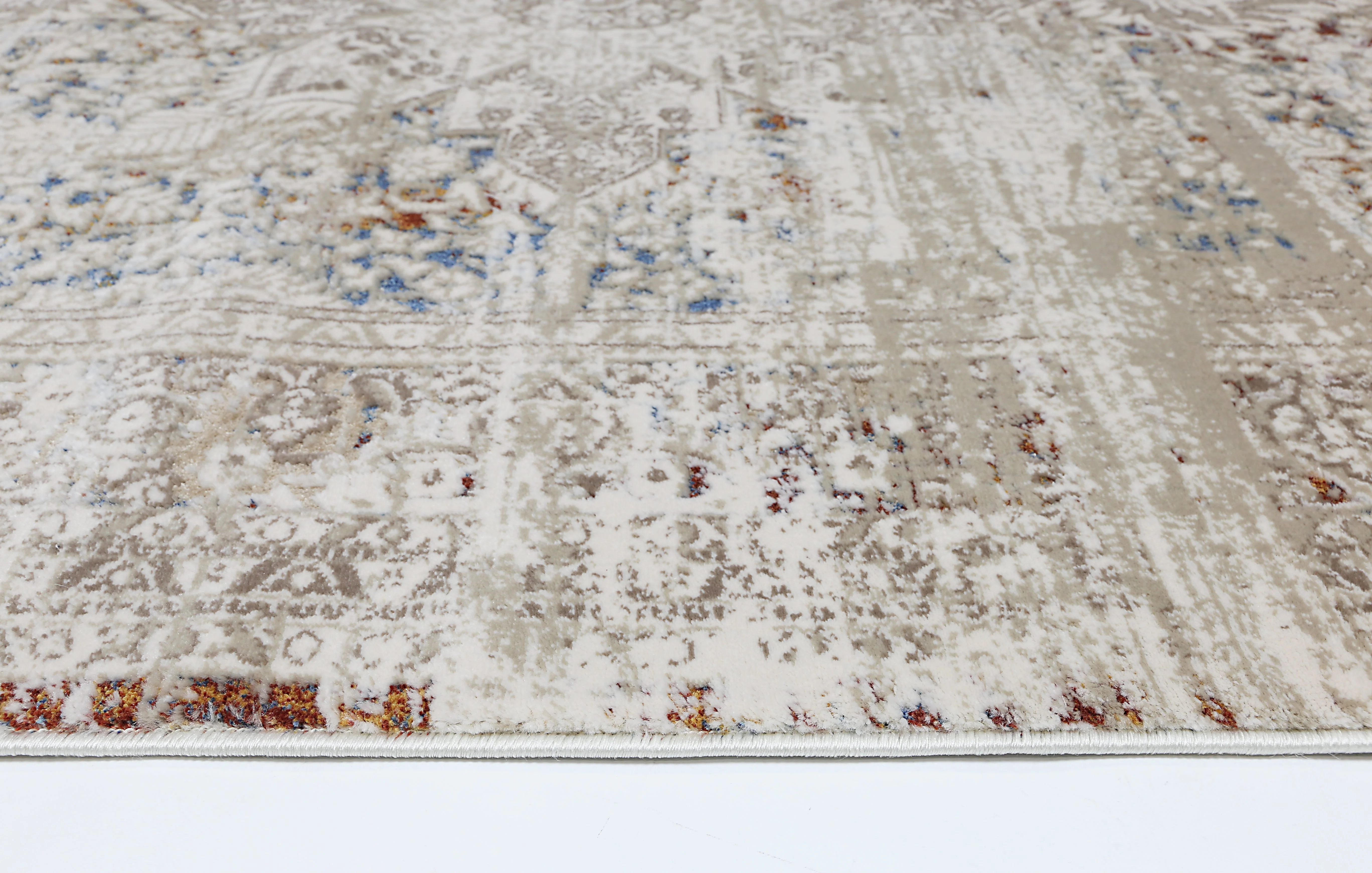 Meadow Herati in Beige & Multi Rug - Image 2