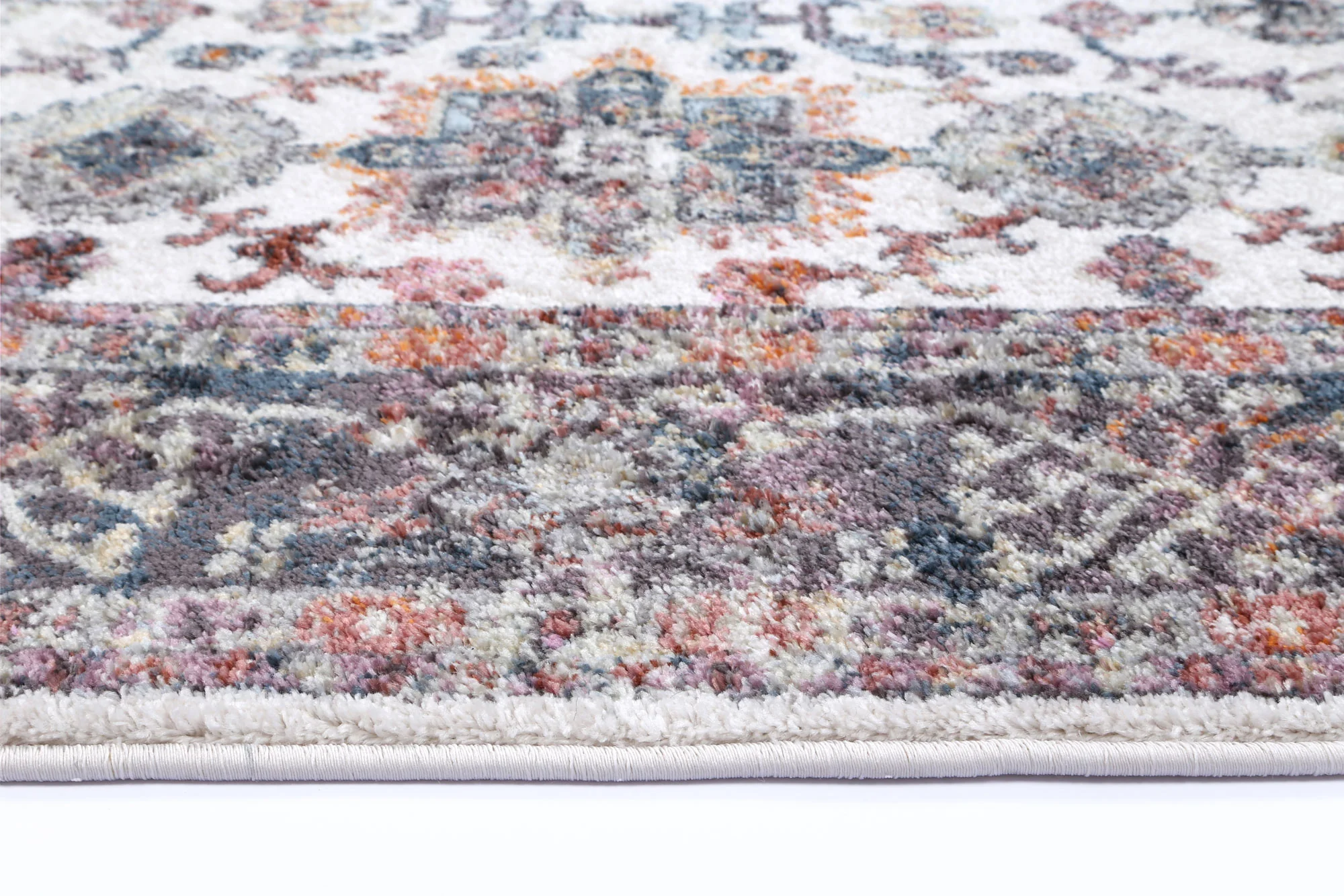Carlyle Boarder Distressed Vintage Cream Rug - Image 4