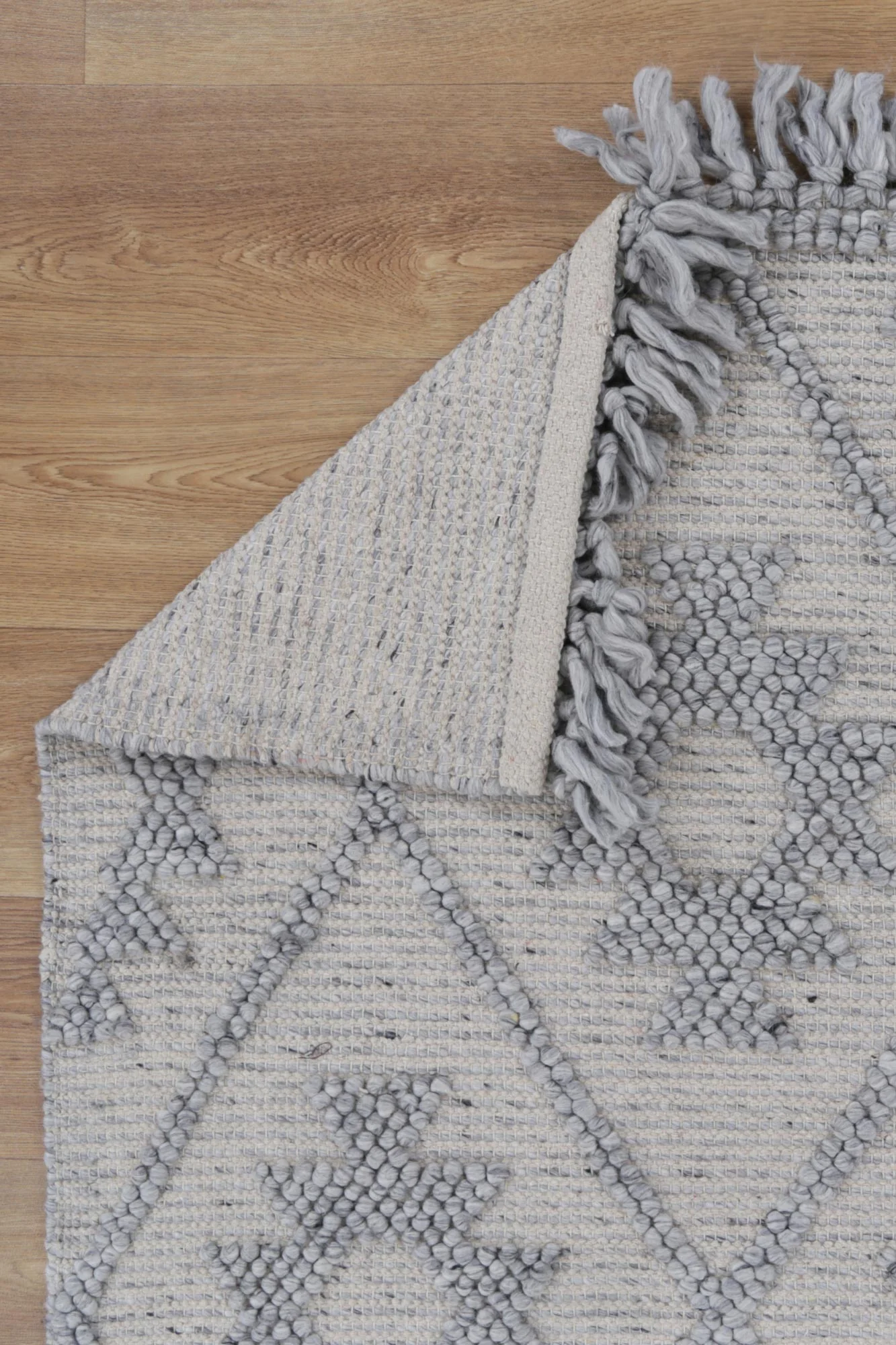 Diogo Geometric in Light Grey Wool Rug - Image 5