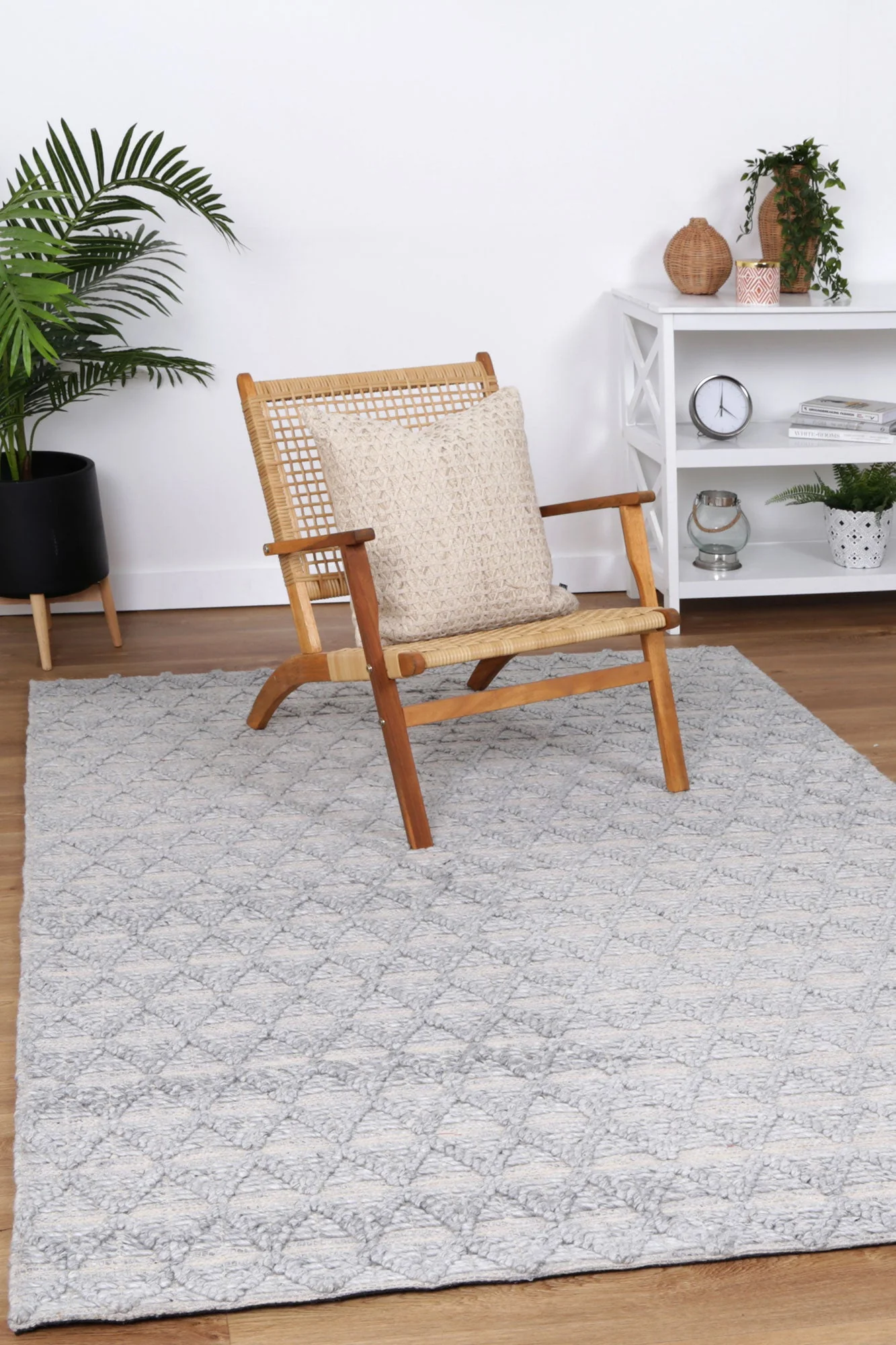 Himalaya Mosaic Tribal Grey Wool Rug - Image 2