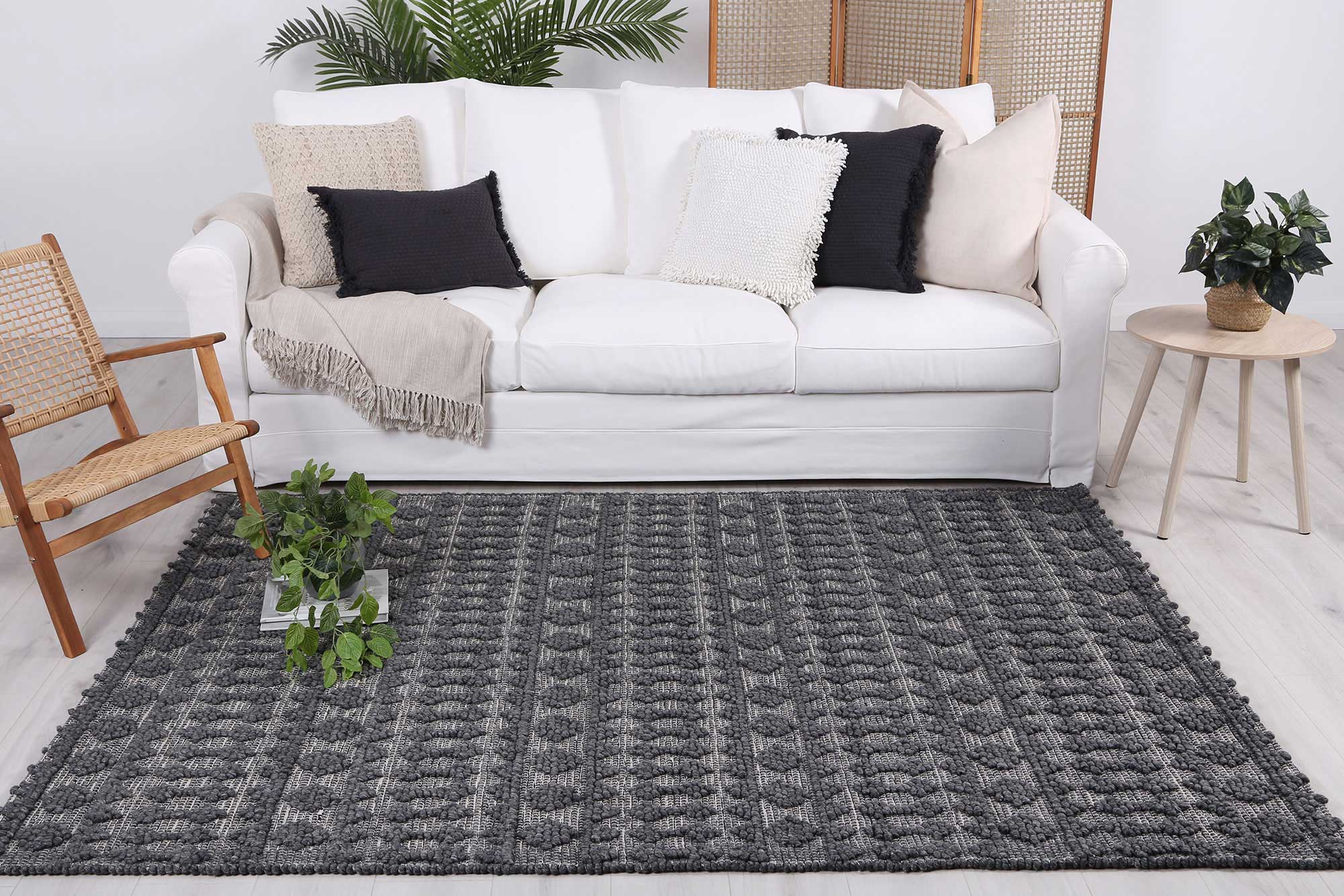 Kaiden Fine Tribal Grey Wool Rug - Image 3