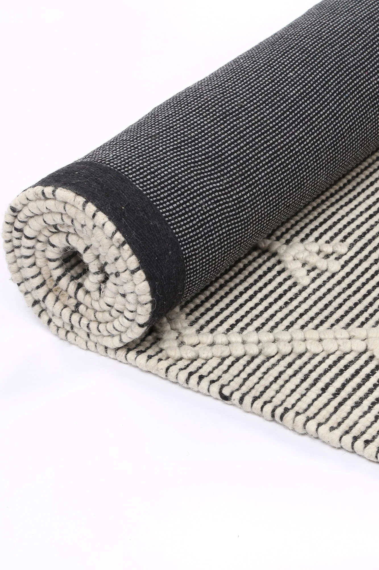 Kochi Kate Geometric Cream Wool Rug - Image 4