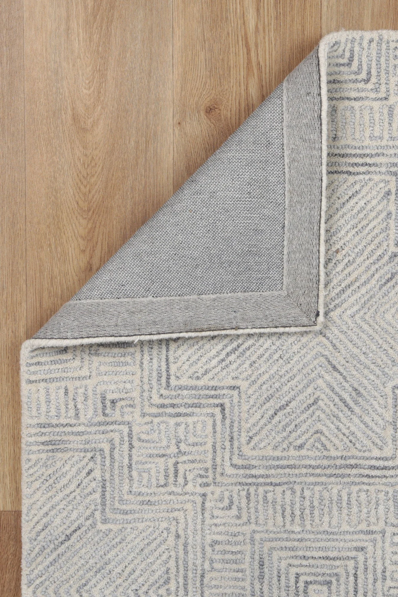 Sophia Geometric Grey Wool Rug - Image 4