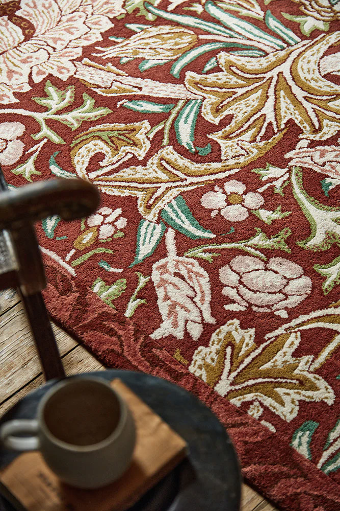 Morris & Co Trent 127503 In Red Rug - Image 4