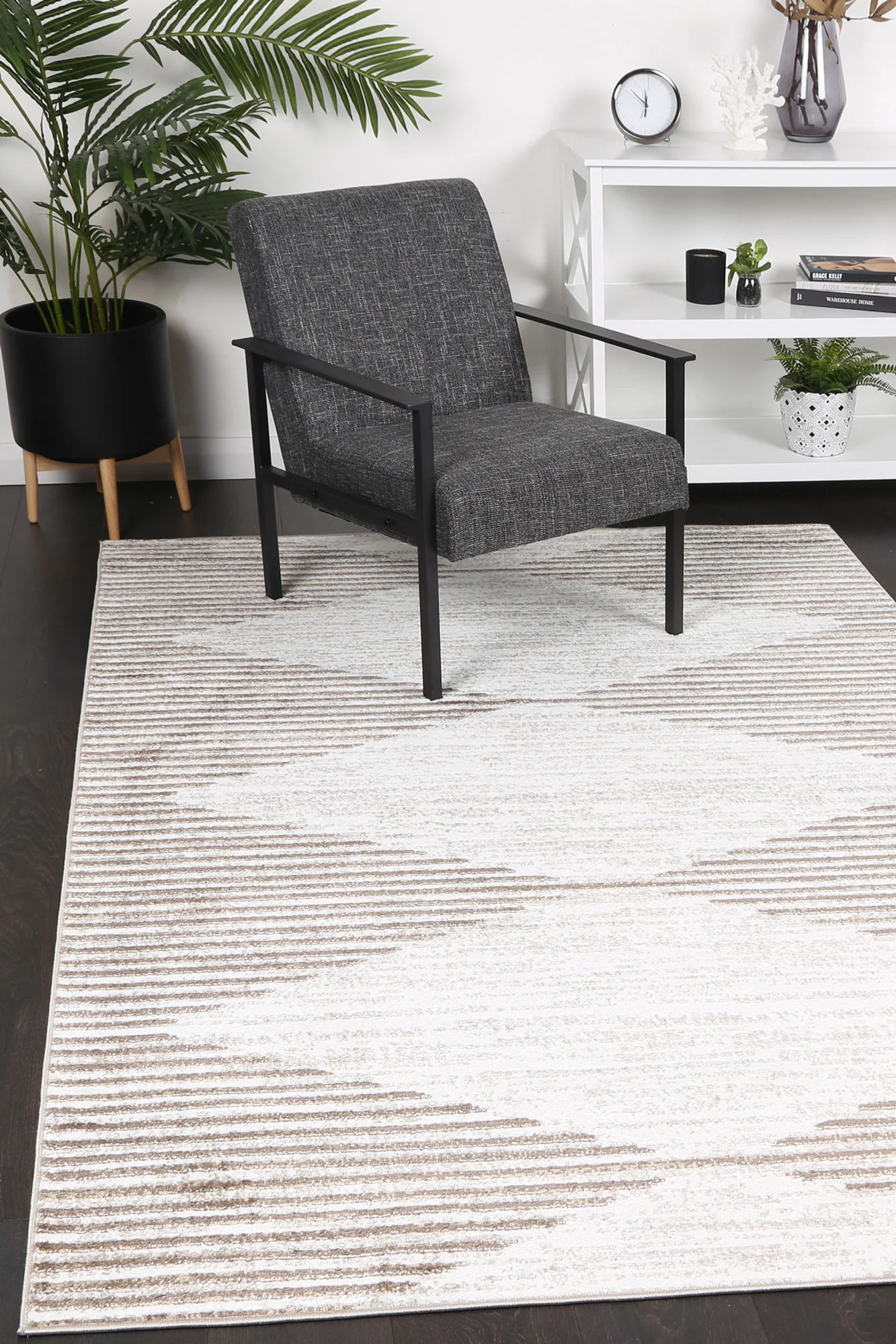 Paisley Diamond Contemporary Latte Rug - Image 2
