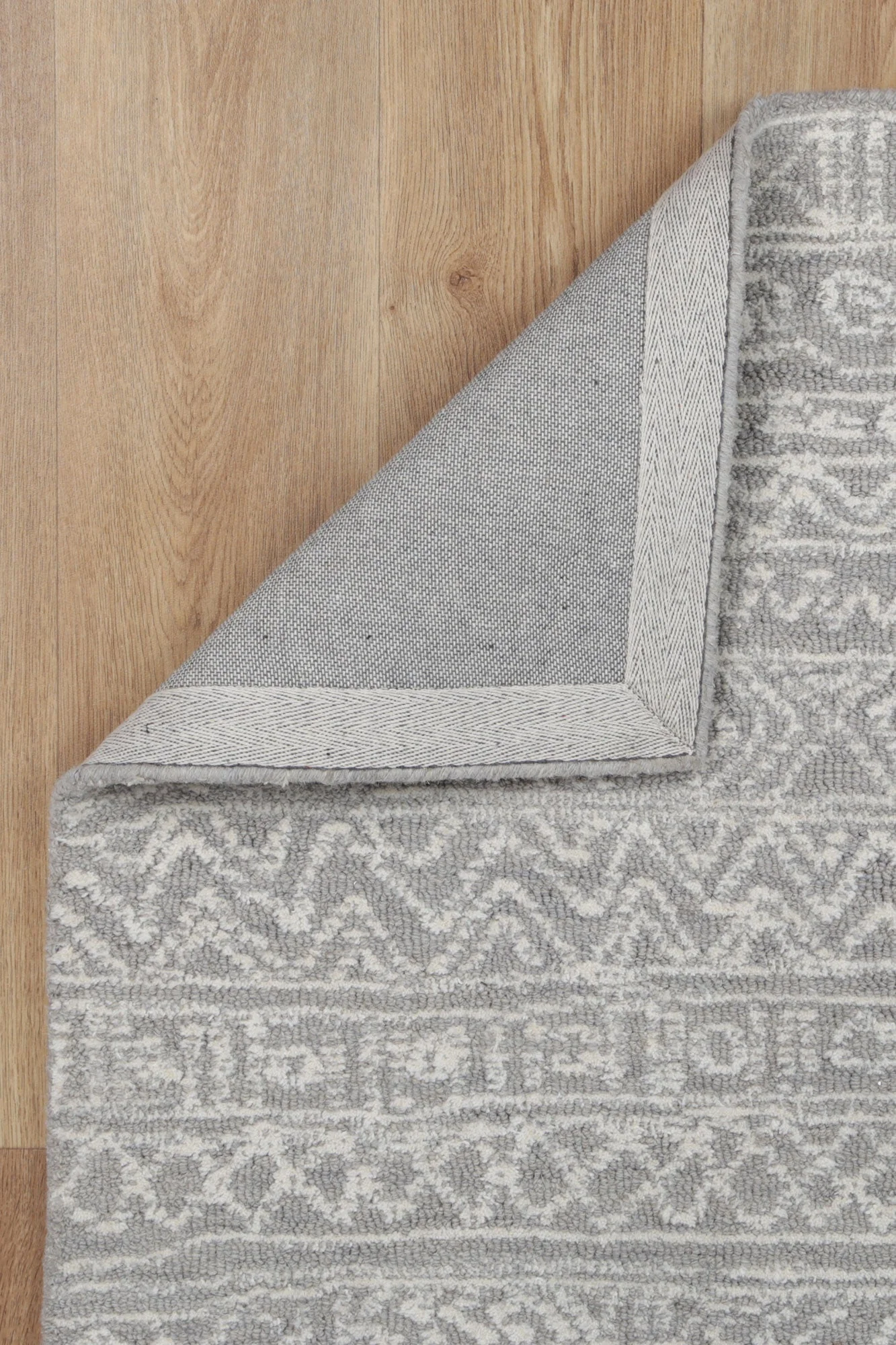 Posy Inca 01D in ASH Wool Rug - Image 4