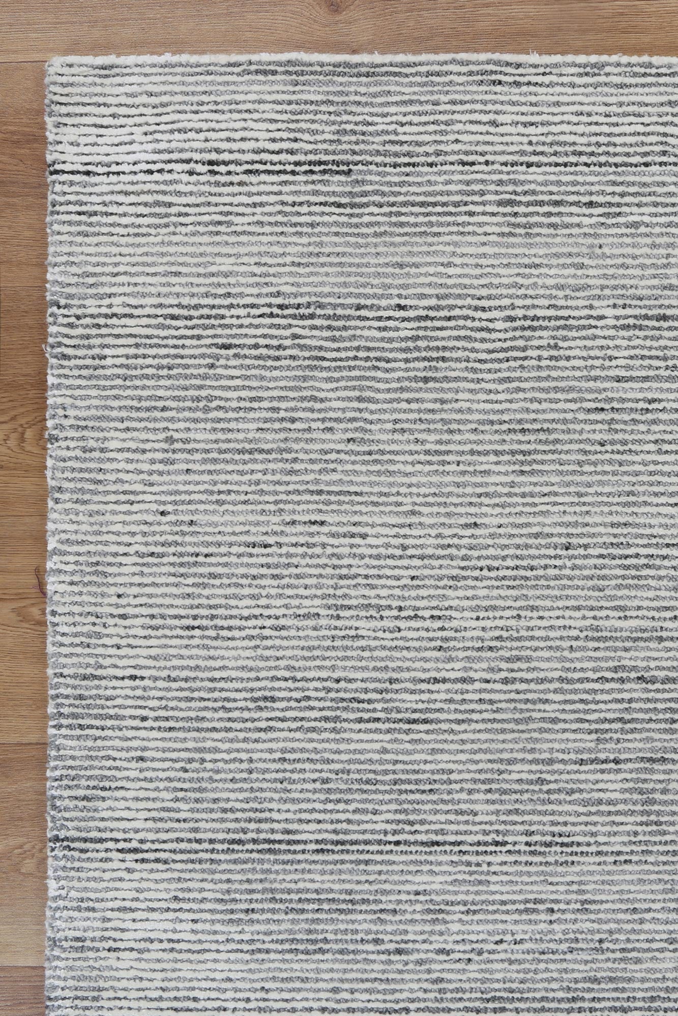 Soho in Carbon Blended Viscose Rug - Image 4