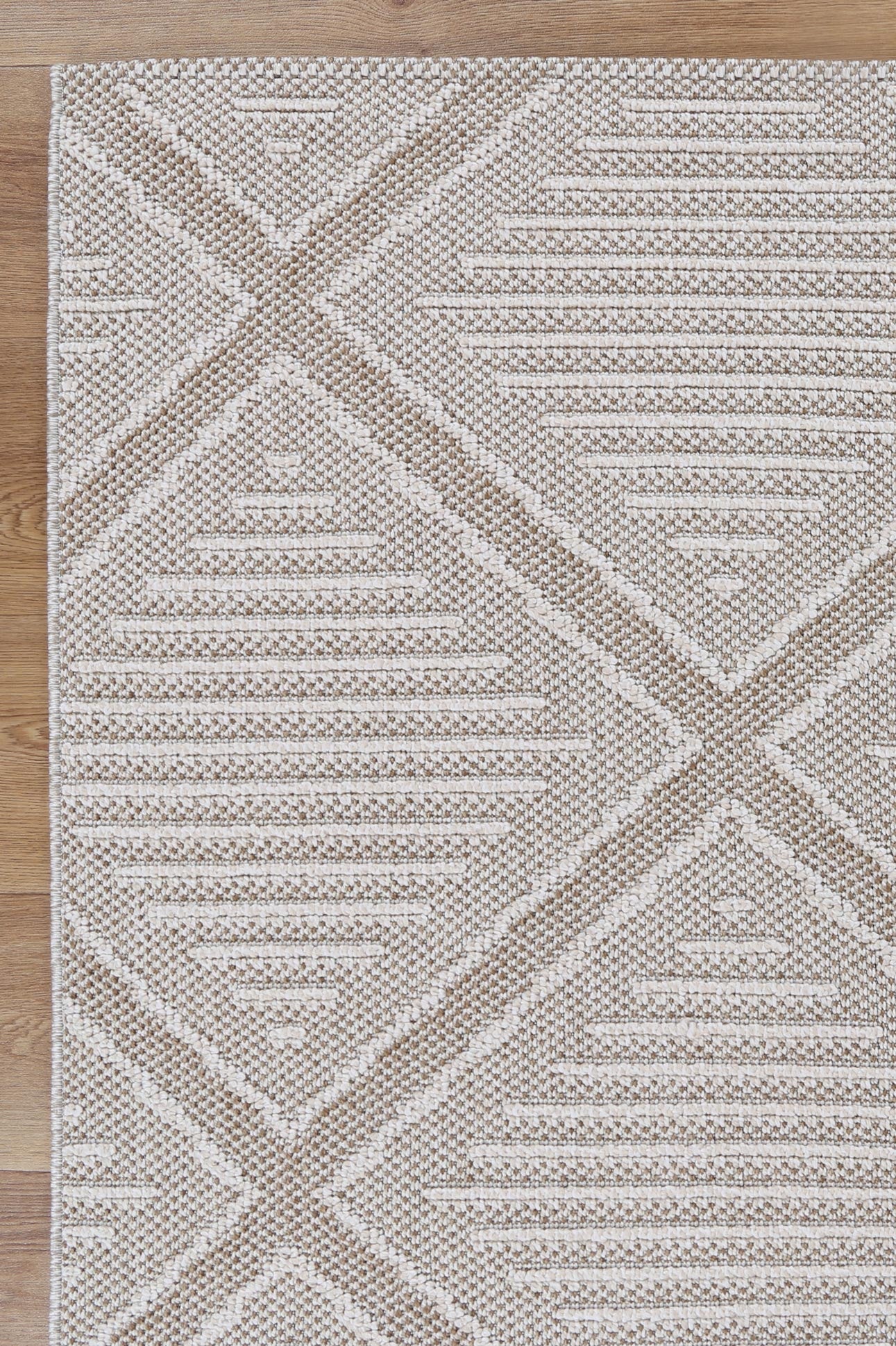 Vanuatu Kenilorea Beige Geometric Flatweave Rug - Image 3